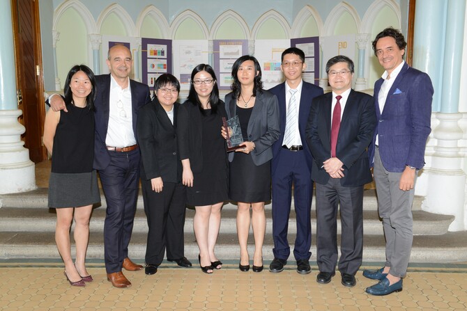 (from left) Ms. Sonia Cheung (LV), Mr. Vincent Barale (LV), Team-HKG, Prof. Norman Tien (Dean, Faculty of Engineering) and Mr. Sorin Ciocan-Vladescu (LV) 